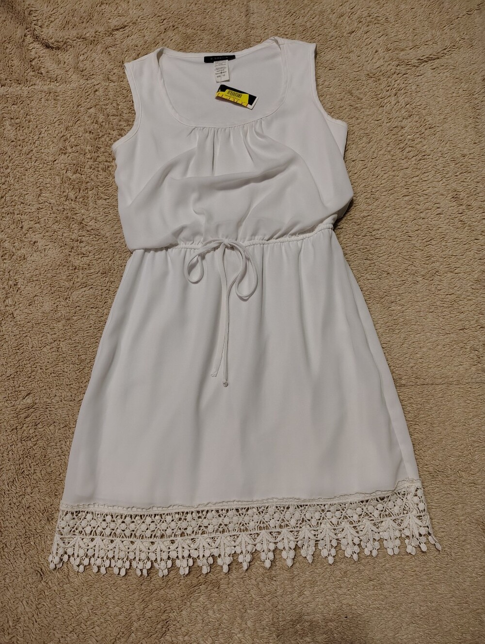 NWT B. Darlin White Sleeveless Chiffon Cocktail Dress Lace Detail Junior Sz 1/2